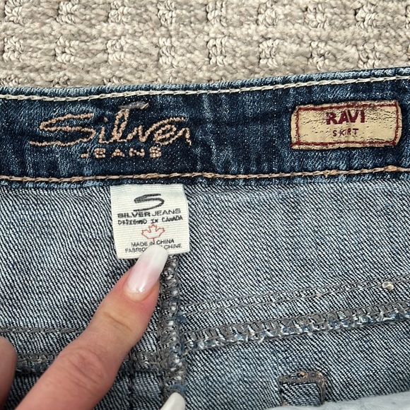 Silver jeans ravi mini skirt - Picture 4 of 7